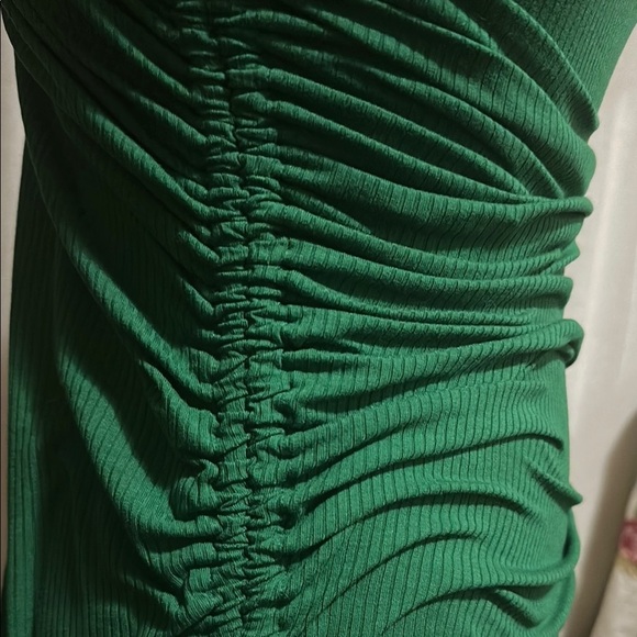 Elegant Green Sleeveless Maxi Dress - Picture 7 of 11